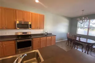 1681 Strathmore Cir, Mount Dora, FL 32757 - Photo 7