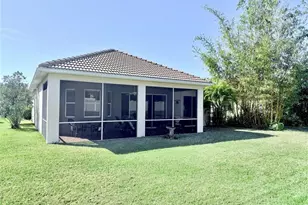 6837 74th St Cir E, Bradenton, FL 34203 - Photo 17