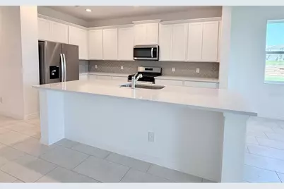 6736 Spotted Eagle Loop, Howey in the Hills, FL 34737 - Photo 3