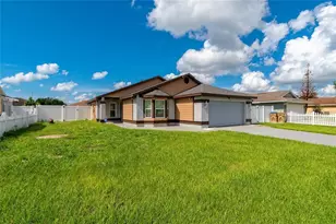 166 Alameda Dr, Kissimmee, FL 34743 - Photo 3