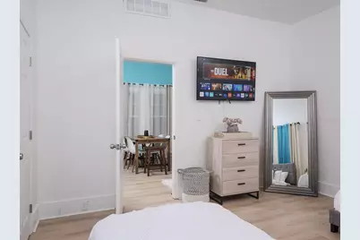 1005 NE 3rd Avenue, Gainesville, FL 32601 - Photo 23