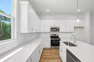 12725 Avalon Lake Dr, Orlando, FL 32828 - Photo 9