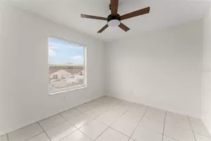2330 Santa Lucia St, Kissimmee, FL 34743 - Photo 25