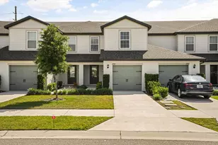1758 Withernsea Ct, Tavares, FL 32778 - Photo 1