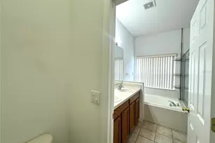 5716 Port Concorde Ln, Orlando, FL 32829 - Photo 9