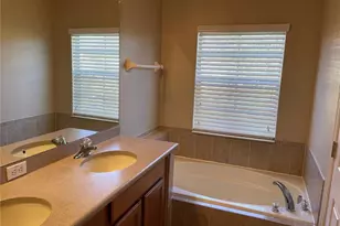 5114 Fiorella Ln, Sanford, FL 32771 - Photo 13