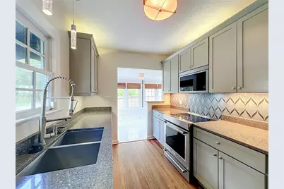 1607 Delaney Avenue, Orlando, FL 32806 - Photo 9