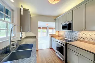 1607 Delaney Ave, Orlando, FL 32806 - Photo 9