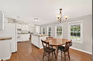 16180 NE 2nd Loop, Silver Springs, FL 34488 - Photo 9