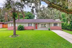 6060 SE 119th Pl, Belleview, FL 34420 - Photo 1