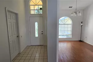 348 Vineyard Dr, Lakeland, FL 33809 - Photo 17