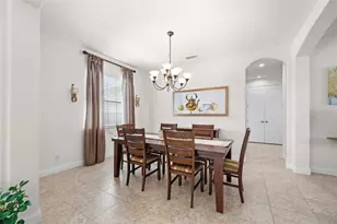5455 Pebble Beach Dr, Lakeland, FL 33812 - Photo 9