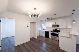 212 W Hiawatha St, Tampa, FL 33604 - Photo 3