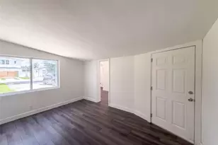 212 W Hiawatha St, Tampa, FL 33604 - Photo 5