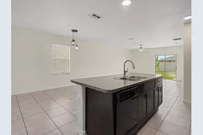 15470 Broad Brush Drive, Sun City Center, FL 33573 - Photo 11