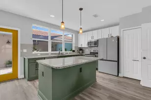 3113 Via Otero Dr, Kissimmee, FL 34744 - Photo 5