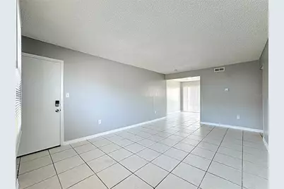 2777 L B McLeod Road #2777, Orlando, FL 32805 - Photo 5