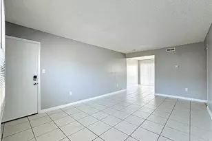 2777 L B McLeod Rd, Orlando, FL 32805 - Photo 5