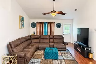 24107 Milford Dr, Eustis, FL 32736 - Photo 5
