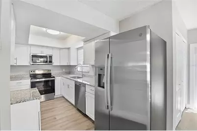 1751 Mississippi Avenue NE, Saint Petersburg, FL 33703 - Photo 13