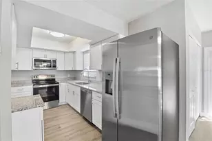 1751 Mississippi Ave NE, Saint Petersburg, FL 33703 - Photo 13