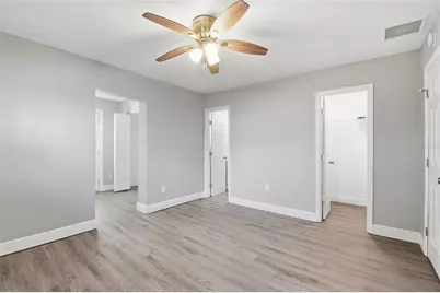 1751 Mississippi Avenue NE, Saint Petersburg, FL 33703 - Photo 31
