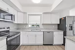 1751 Mississippi Ave NE, Saint Petersburg, FL 33703 - Photo 19