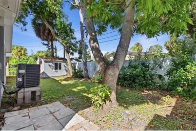 1751 Mississippi Avenue NE, Saint Petersburg, FL 33703 - Photo 45