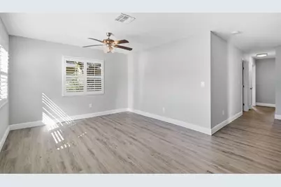 1751 Mississippi Avenue NE, Saint Petersburg, FL 33703 - Photo 35