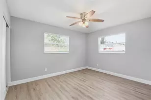 1751 Mississippi Ave NE, Saint Petersburg, FL 33703 - Photo 27