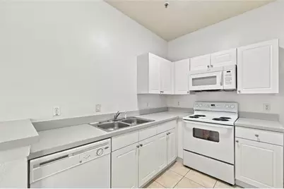 2718 Club Cortile Circle #B, Kissimmee, FL 34746 - Photo 17