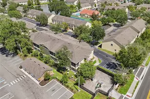2718 Club Cortile Cir, Kissimmee, FL 34746 - Photo 33