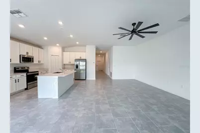 977 Waterfall Boulevard, Davenport, FL 33837 - Photo 3