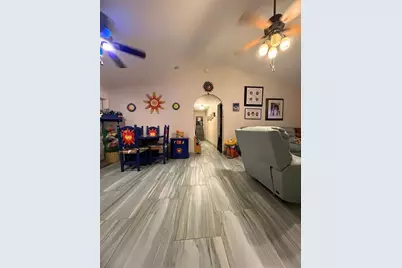 2727 NE 4th Place, Cape Coral, FL 33909 - Photo 17