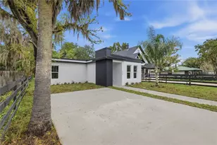 225 E Hyde Park Ave, Eustis, FL 32726 - Photo 35