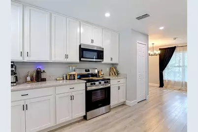 8676 Hillside Drive, Orlando, FL 32810 - Photo 21