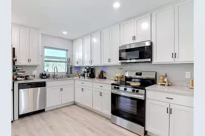 8676 Hillside Drive, Orlando, FL 32810 - Photo 17