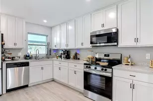 8676 Hillside Dr, Orlando, FL 32810 - Photo 17