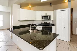 111 Crescent Ct, Kissimmee, FL 34758 - Photo 9