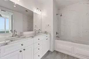 150 E Robinson St, Orlando, FL 32801 - Photo 33