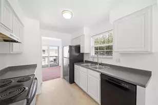 2210 Coach House Blvd, Orlando, FL 32812 - Photo 9