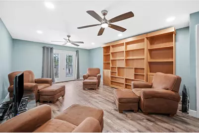 8704 Bay Crest Lane, Tampa, FL 33615 - Photo 59
