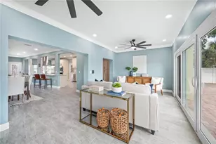8704 Bay Crest Ln, Tampa, FL 33615 - Photo 19