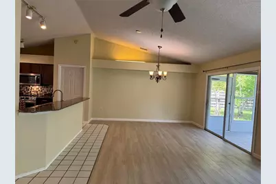 4750 Hamlets Grove Drive, Sarasota, FL 34235 - Photo 5