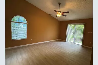 4750 Hamlets Grove Drive, Sarasota, FL 34235 - Photo 13
