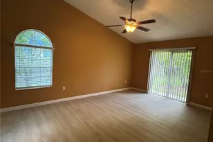 4750 Hamlets Grv Dr, Sarasota, FL 34235 - Photo 13