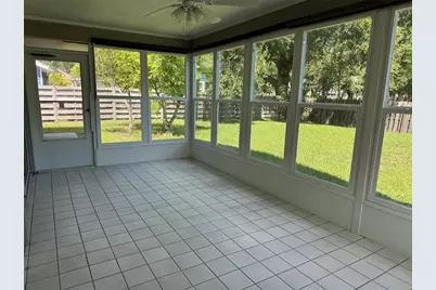 4750 Hamlets Grove Drive, Sarasota, FL 34235 - Photo 25