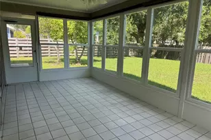 4750 Hamlets Grv Dr, Sarasota, FL 34235 - Photo 25