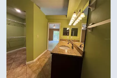 4750 Hamlets Grove Drive, Sarasota, FL 34235 - Photo 15