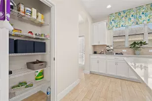 15579 Honeybell Dr, Winter Garden, FL 34787 - Photo 9